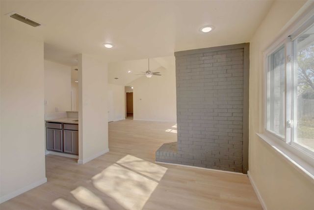 2421 Claremont Drive, Grand Prairie, TX 75052