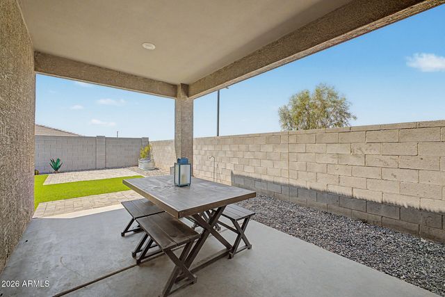 16033 W COTTONTAIL Lane, Surprise, AZ 85387