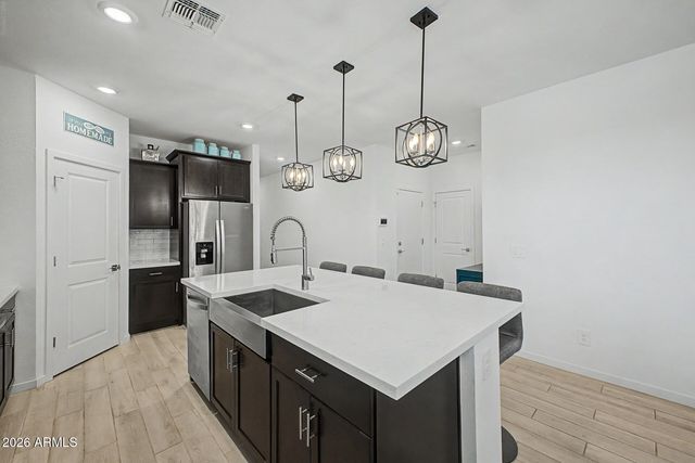16033 W COTTONTAIL Lane, Surprise, AZ 85387