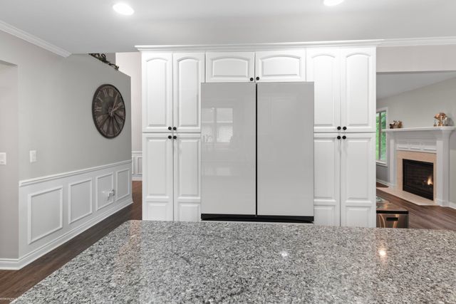 37259 Willow Creek Lane, New Baltimore, MI 48047