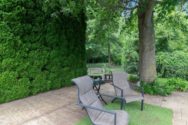 37259 Willow Creek Lane, New Baltimore, MI 48047