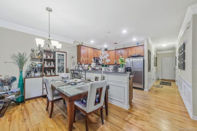 119 Wildwood Circle, Holtsville, NY 11742