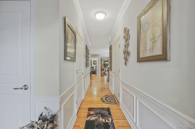 119 Wildwood Circle, Holtsville, NY 11742