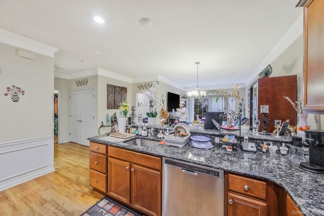 119 Wildwood Circle, Holtsville, NY 11742