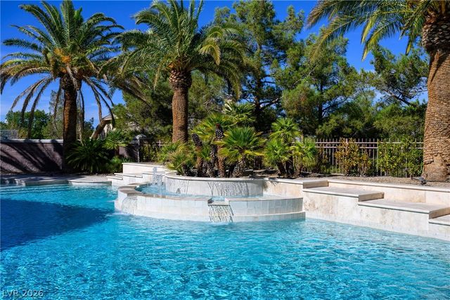9817 Mountain Grove Court, Las Vegas, NV 89134