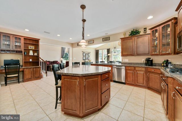 203 CHERRY TREE CT, Franklinville, NJ 08322
