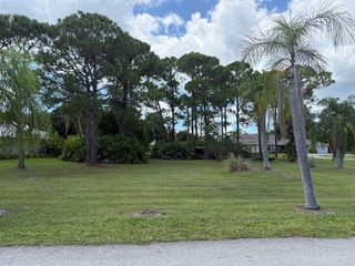 5015 Redwood Drive, Fort Pierce, FL 34951
