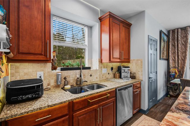 130 S Millport Circle, Spring, TX 77382