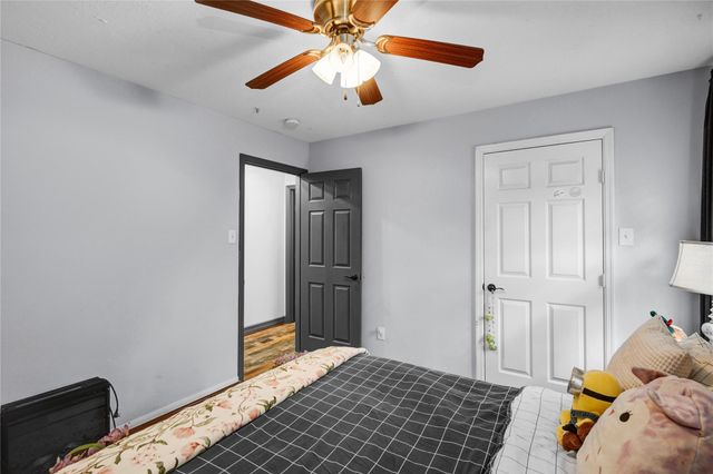 130 S Millport Circle, Spring, TX 77382