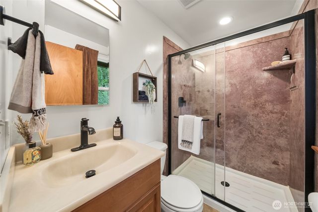 14608 SE 274th Street, Kent, WA 98042