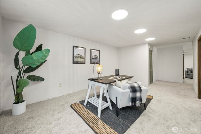 14608 SE 274th Street, Kent, WA 98042