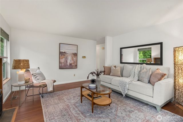 14608 SE 274th Street, Kent, WA 98042