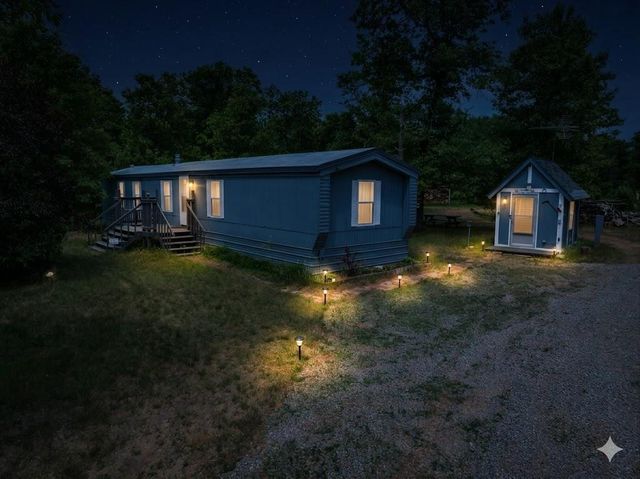 N9790 16th Avenue, Necedah, WI 54646
