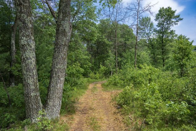 N9790 16th Avenue, Necedah, WI 54646