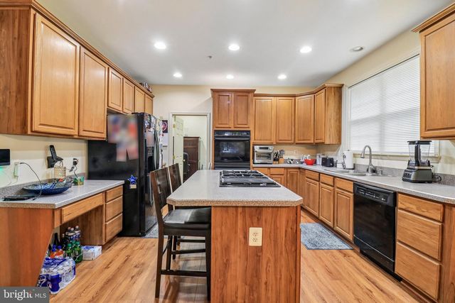 810 SERO PINE LN, Fort Washington, MD 20744
