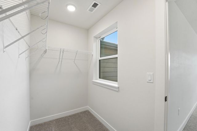 1353 Meadow Rose Place, Waukee, IA 50263