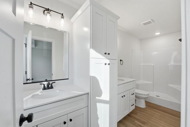 1353 Meadow Rose Place, Waukee, IA 50263