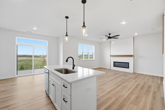 1353 Meadow Rose Place, Waukee, IA 50263