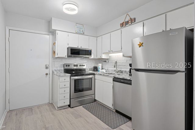 45 Folly Field Rd Apt 10I, Hilton Head Island, SC 29928