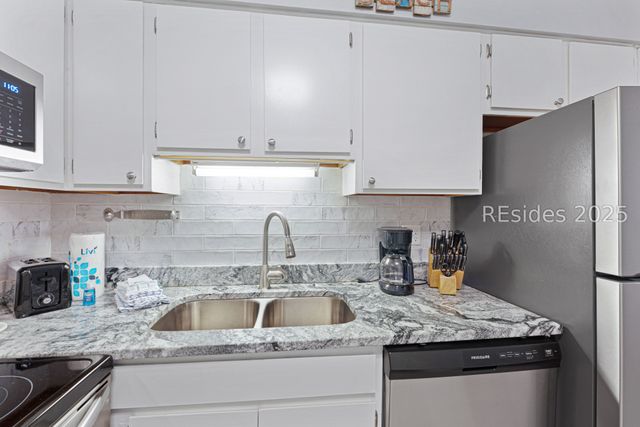 45 Folly Field Rd Apt 10I, Hilton Head Island, SC 29928