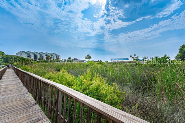 45 Folly Field Rd Apt 10I, Hilton Head Island, SC 29928