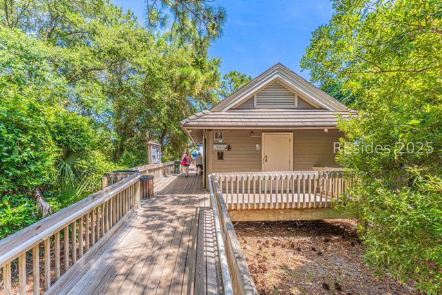 45 Folly Field Rd Apt 10I, Hilton Head Island, SC 29928