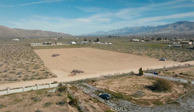 3 Manzana Drive, Apple Valley, CA 92308