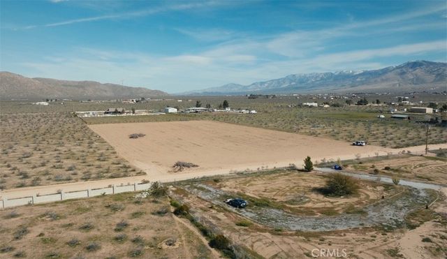 3 Manzana Drive, Apple Valley, CA 92308