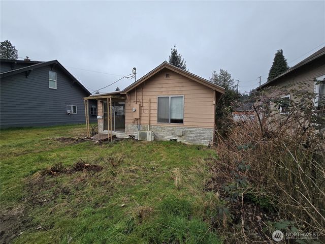 423 LONG Avenue, Kelso, WA 98626