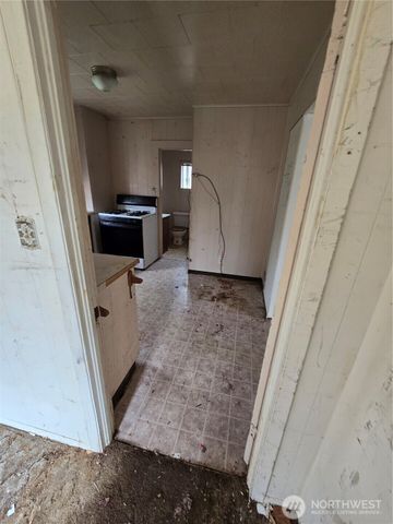 423 LONG Avenue, Kelso, WA 98626