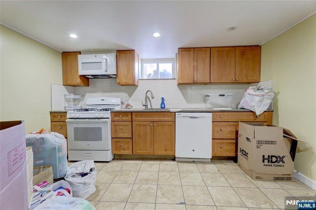 120 Prospect Avenue, Hackensack, NJ 07601
