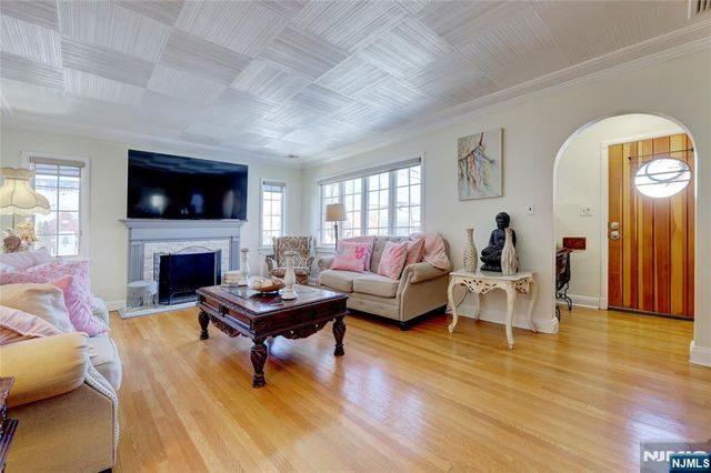 120 Prospect Avenue, Hackensack, NJ 07601