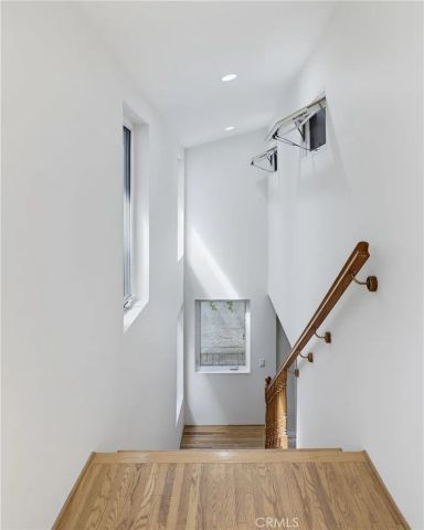 725 24th Street, Hermosa Beach, CA 90254