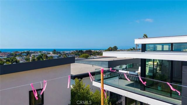 725 24th Street, Hermosa Beach, CA 90254