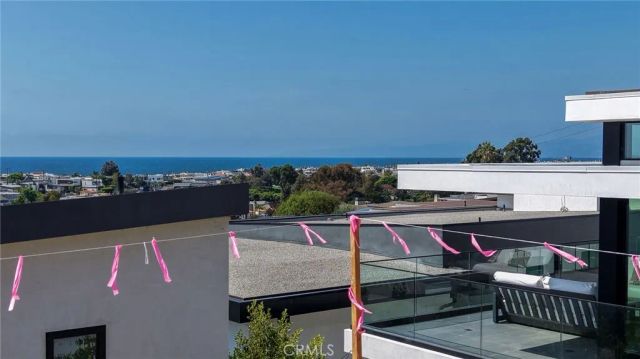 725 24th Street, Hermosa Beach, CA 90254