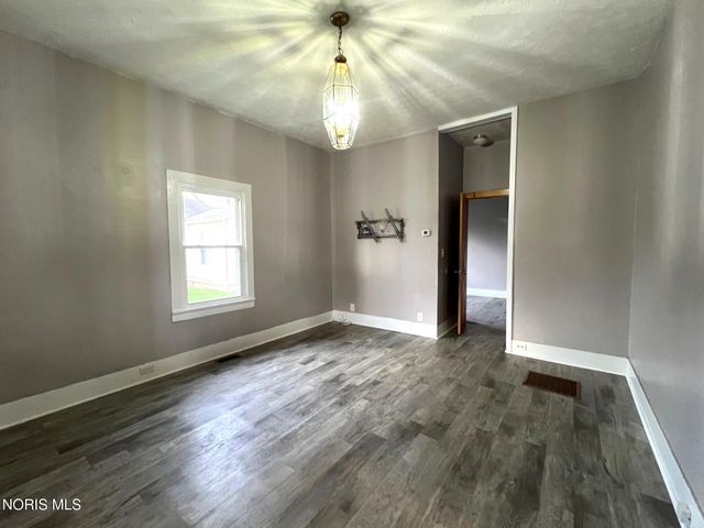 512 N 7th Street, Upper Sandusky, OH 43351