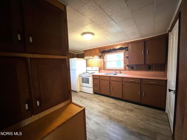 512 N 7th Street, Upper Sandusky, OH 43351