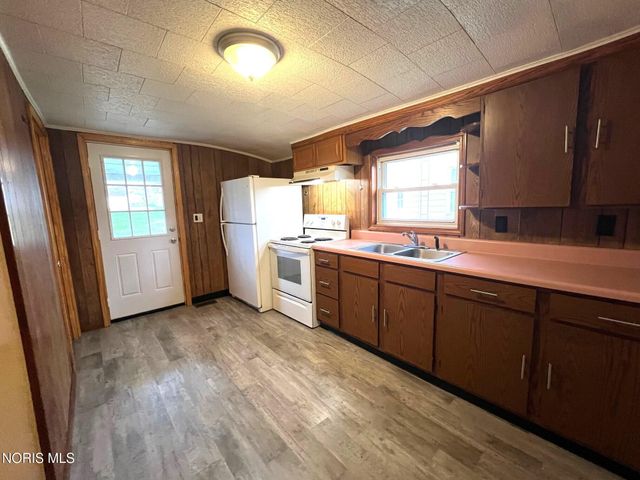 512 N 7th Street, Upper Sandusky, OH 43351