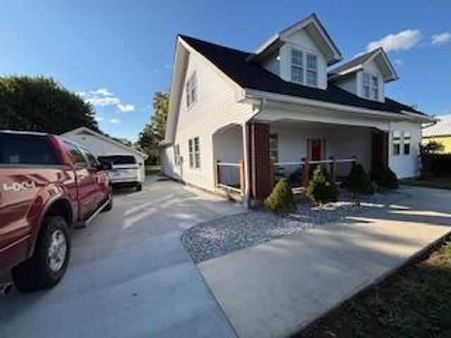 4495 Hustonville Road, Danville, KY 40422