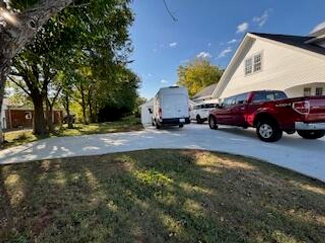 4495 Hustonville Road, Danville, KY 40422