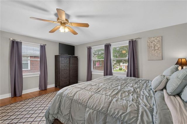 320 24th St Apt 4, Virginia Beach, VA 23451