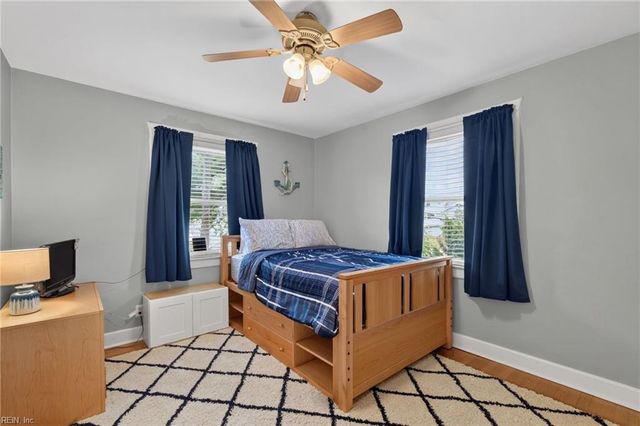 320 24th St Apt 4, Virginia Beach, VA 23451