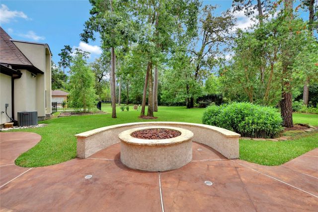 4806 Pine Wood Meadows Lane, Spring, TX 77386