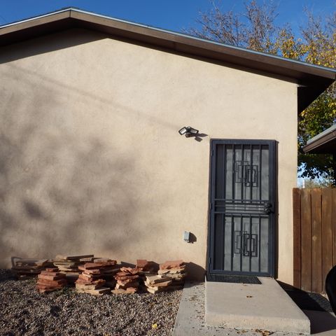 915 Sunset Street, Socorro, NM 87801