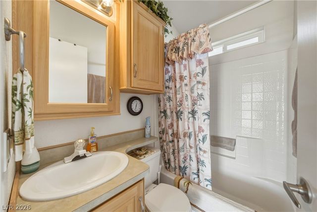 2421 Shadow Mountain Street, Pahrump, NV 89060