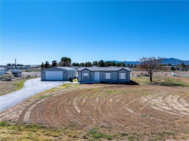 2421 Shadow Mountain Street, Pahrump, NV 89060
