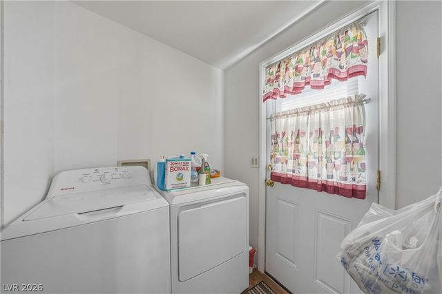 2421 Shadow Mountain Street, Pahrump, NV 89060