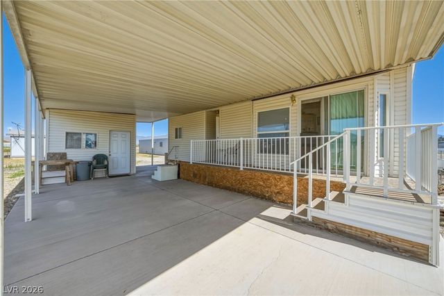 2421 Shadow Mountain Street, Pahrump, NV 89060