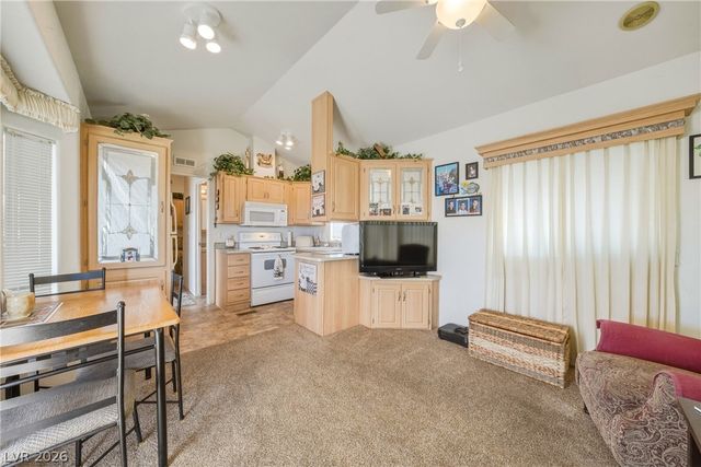 2421 Shadow Mountain Street, Pahrump, NV 89060