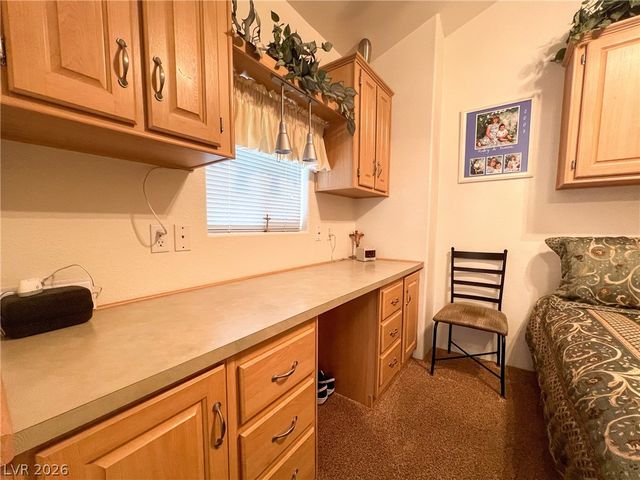 2421 Shadow Mountain Street, Pahrump, NV 89060